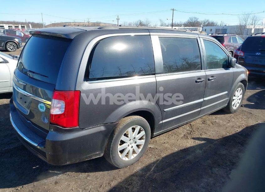 Photo 4 of 2016 Chrysler Town & COUNTRY TOURING (VIN 2C4RC1BG7GR187297)