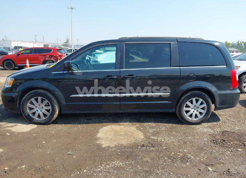 Photo 14 of 2016 Chrysler Town & COUNTRY TOURING (VIN 2C4RC1BG7GR188000)