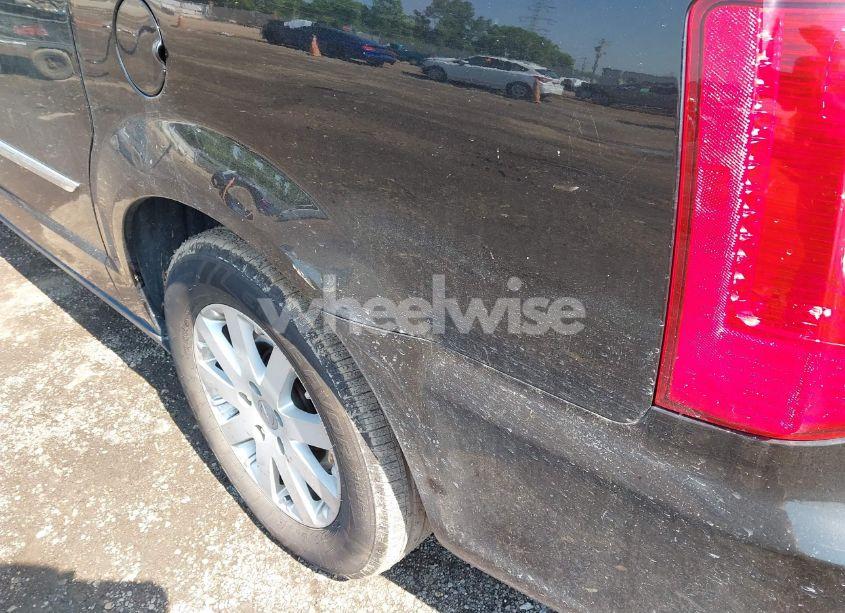 Photo 6 of 2016 Chrysler Town & COUNTRY TOURING (VIN 2C4RC1BG7GR188000)