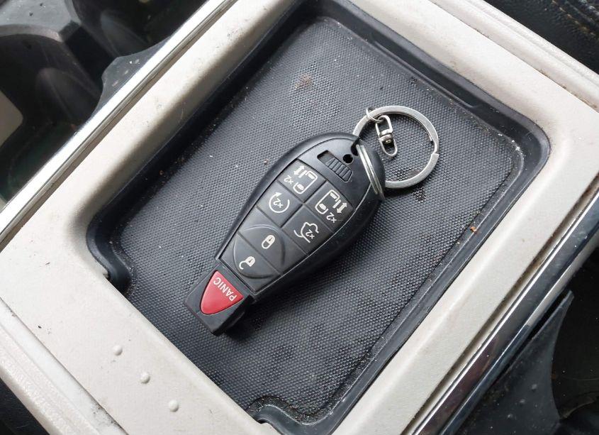 Photo 11 of 2016 Chrysler Town & COUNTRY TOURING (VIN 2C4RC1BG7GR200601)