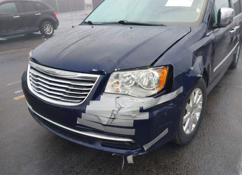 Photo 6 of 2016 Chrysler Town & COUNTRY TOURING (VIN 2C4RC1BG7GR206575)