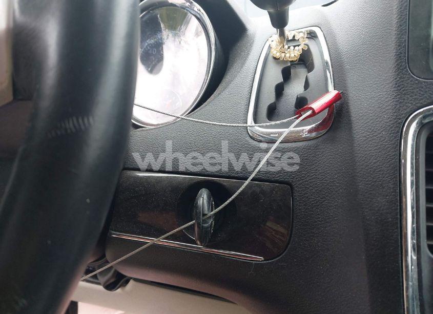 Photo 11 of 2016 Chrysler Town & COUNTRY TOURING (VIN 2C4RC1BG7GR230813)