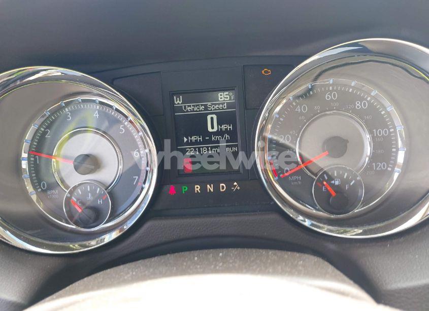 Photo 7 of 2016 Chrysler Town & COUNTRY TOURING (VIN 2C4RC1BG7GR239186)