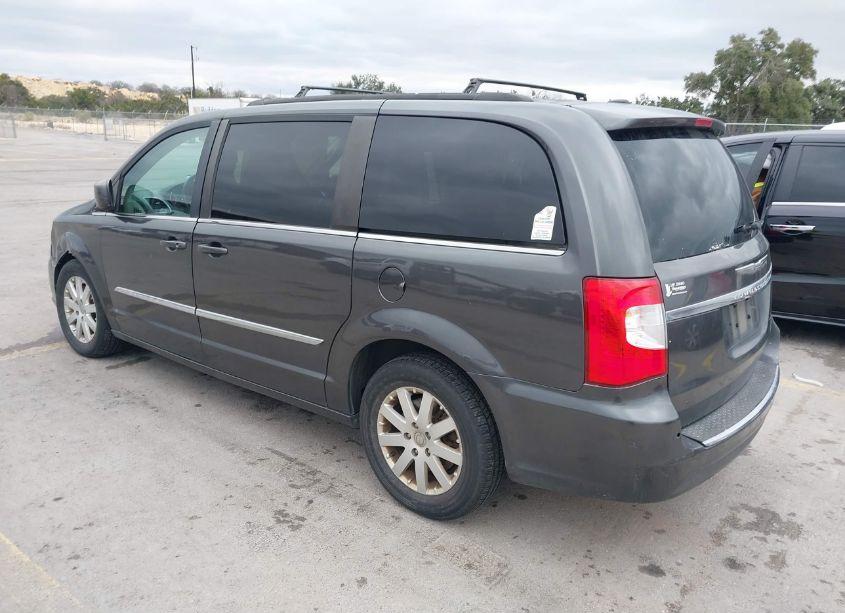 Photo 3 of 2016 Chrysler Town & COUNTRY TOURING (VIN 2C4RC1BG7GR240242)