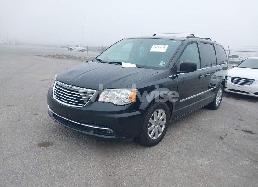 Photo 2 of 2016 Chrysler Town & COUNTRY TOURING (VIN 2C4RC1BG7GR284452)