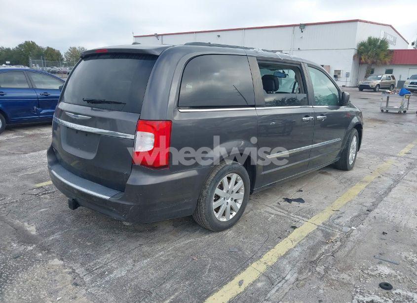 Photo 4 of 2016 Chrysler Town & COUNTRY TOURING (VIN 2C4RC1BG7GR301122)