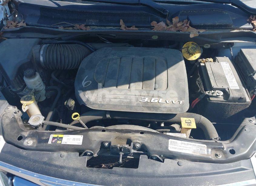 Photo 10 of 2016 Chrysler Town & COUNTRY TOURING (VIN 2C4RC1BG7GR303923)