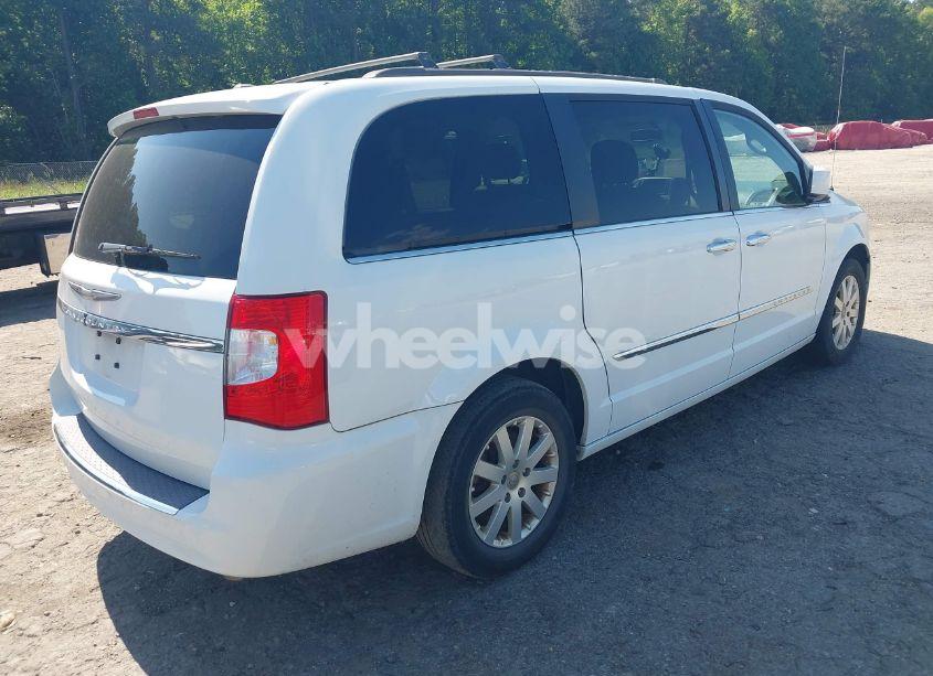 Photo 4 of 2016 Chrysler Town & COUNTRY TOURING (VIN 2C4RC1BG7GR303923)