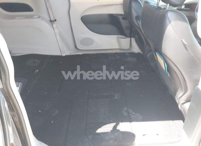 Photo 8 of 2017 Chrysler Pacifica TOURING-L (VIN 2C4RC1BG7HR539716)