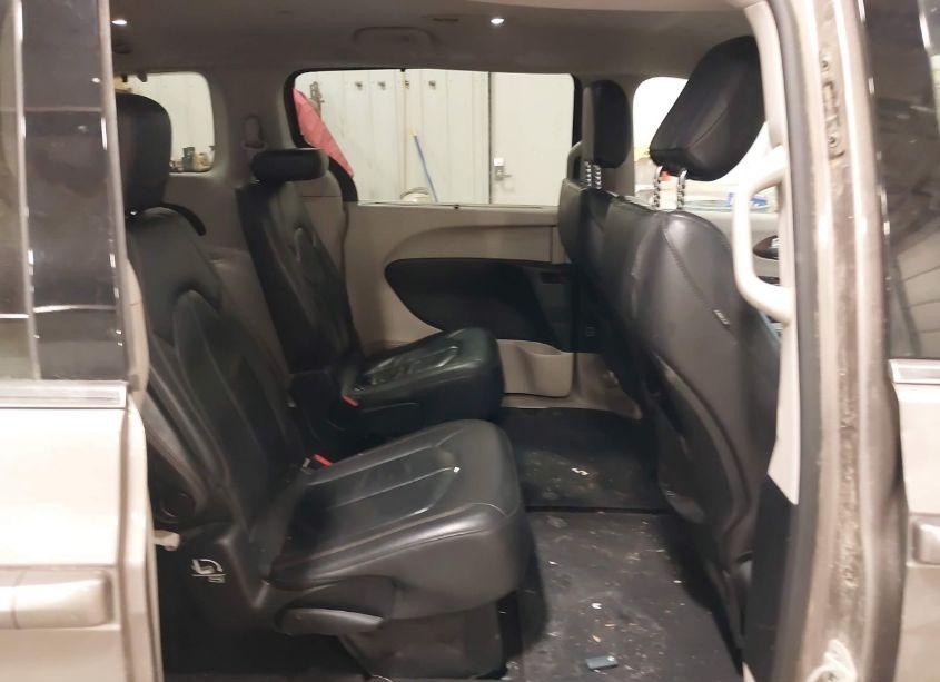 Photo 8 of 2017 Chrysler Pacifica TOURING-L (VIN 2C4RC1BG7HR803730)