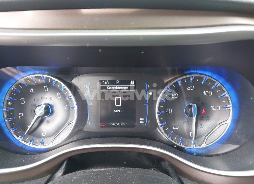 Photo 7 of 2019 Chrysler Pacifica TOURING L (VIN 2C4RC1BG7KR667431)