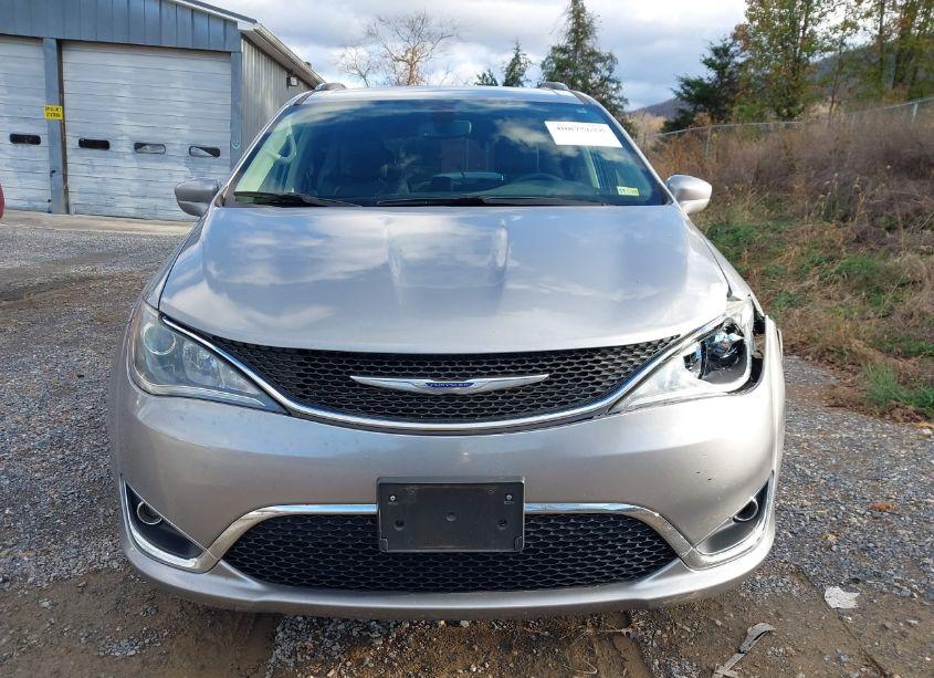 Photo 12 of 2020 Chrysler Pacifica TOURING L (VIN 2C4RC1BG7LR279780)