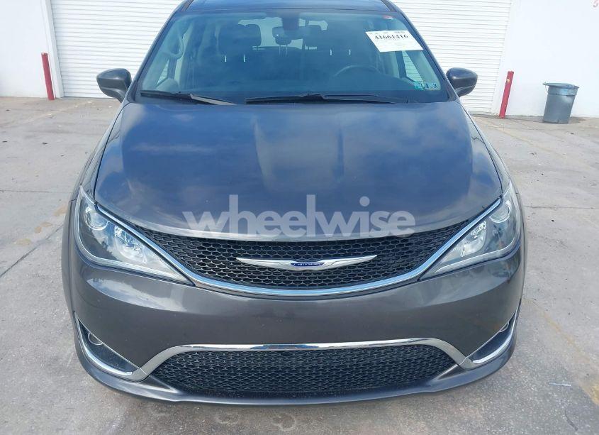 Photo 12 of 2020 Chrysler Pacifica TOURING L (VIN 2C4RC1BG7LR284994)