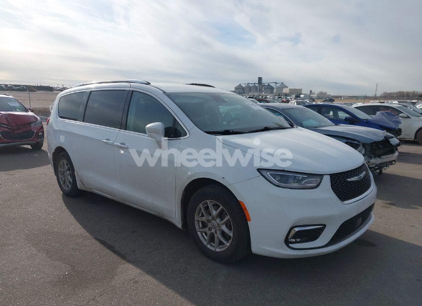 2021 Chrysler Pacifica TOURING L (VIN 2C4RC1BG7MR543484) main photo