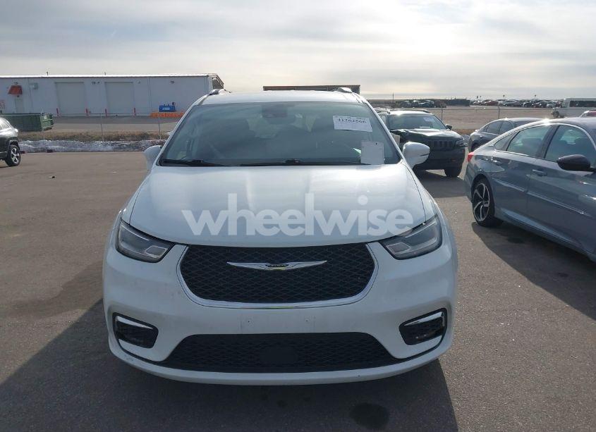 Photo 12 of 2021 Chrysler Pacifica TOURING L (VIN 2C4RC1BG7MR543484)