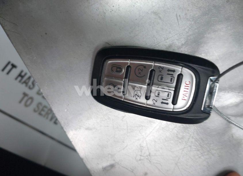 Photo 11 of 2021 Chrysler Pacifica TOURING L (VIN 2C4RC1BG7MR584956)