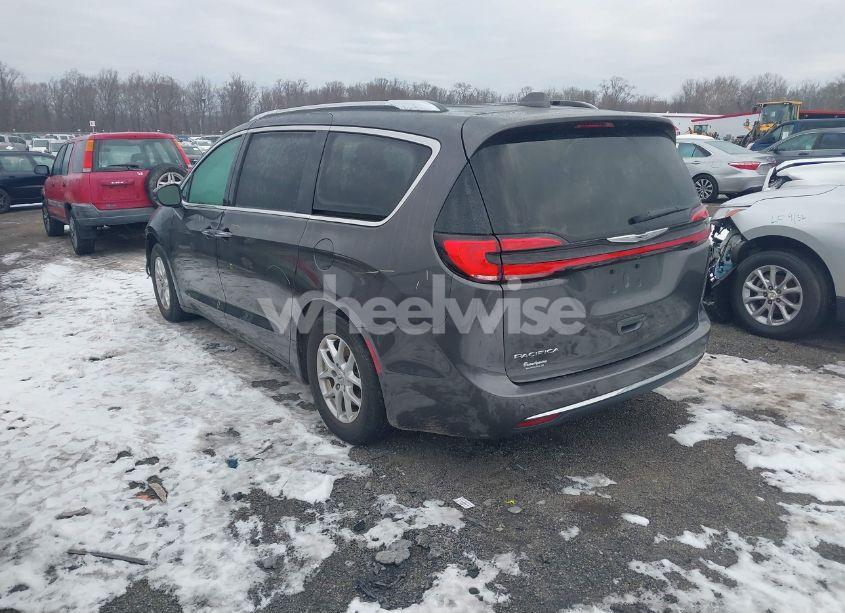Photo 3 of 2021 Chrysler Pacifica TOURING L (VIN 2C4RC1BG7MR587422)