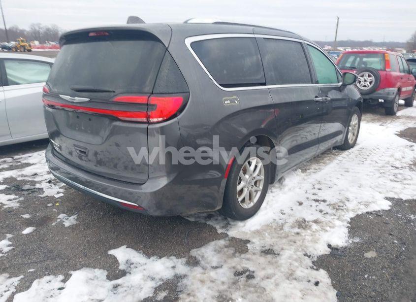 Photo 4 of 2021 Chrysler Pacifica TOURING L (VIN 2C4RC1BG7MR587422)