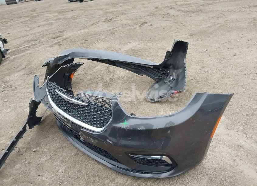 Photo 12 of 2022 Chrysler Pacifica TOURING L (VIN 2C4RC1BG7NR114024)