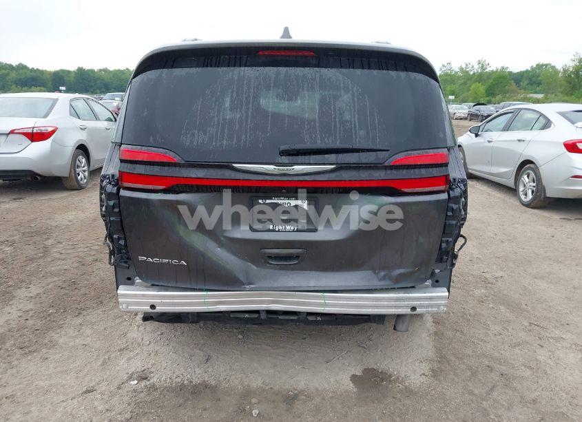 Photo 17 of 2022 Chrysler Pacifica TOURING L (VIN 2C4RC1BG7NR114024)