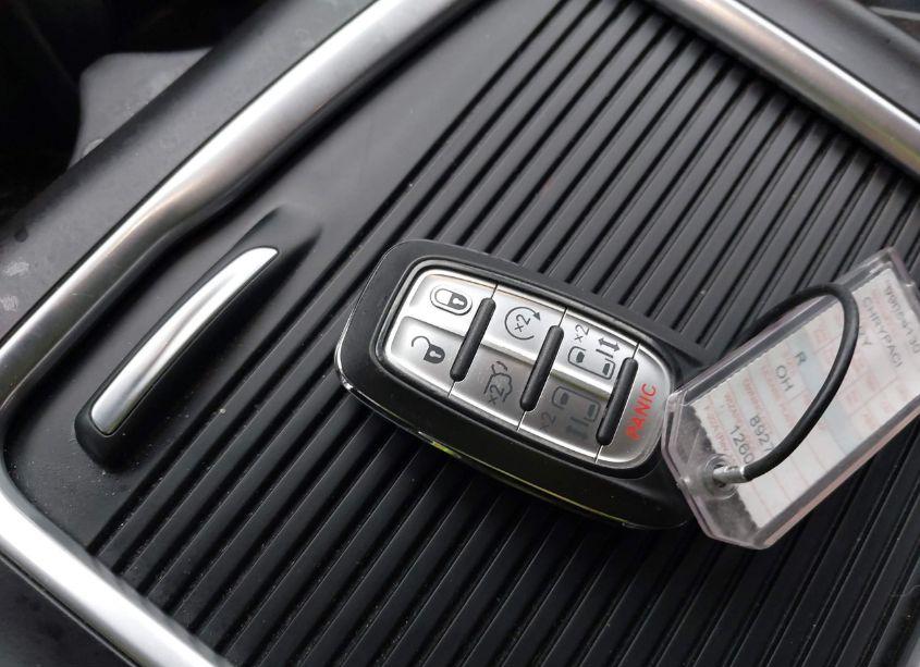 Photo 11 of 2022 Chrysler Pacifica TOURING L (VIN 2C4RC1BG7NR138629)