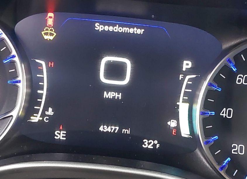 Photo 15 of 2022 Chrysler Pacifica TOURING L (VIN 2C4RC1BG7NR138629)