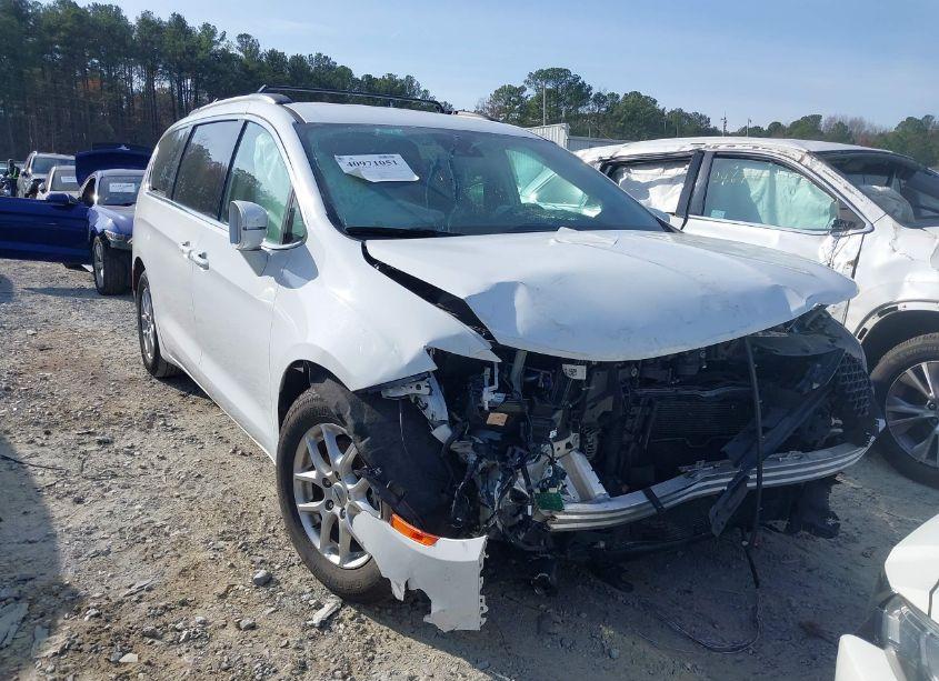 2022 Chrysler Pacifica TOURING L (VIN 2C4RC1BG7NR160789) main photo