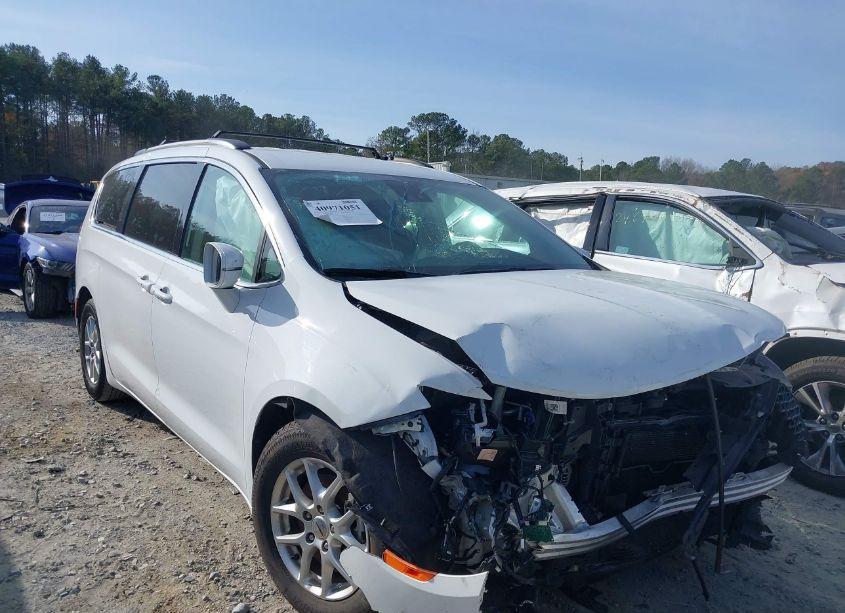 Photo 13 of 2022 Chrysler Pacifica TOURING L (VIN 2C4RC1BG7NR160789)