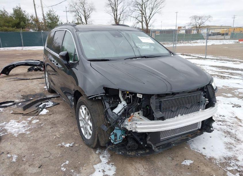 2022 Chrysler Pacifica TOURING L (VIN 2C4RC1BG7NR177172) main photo