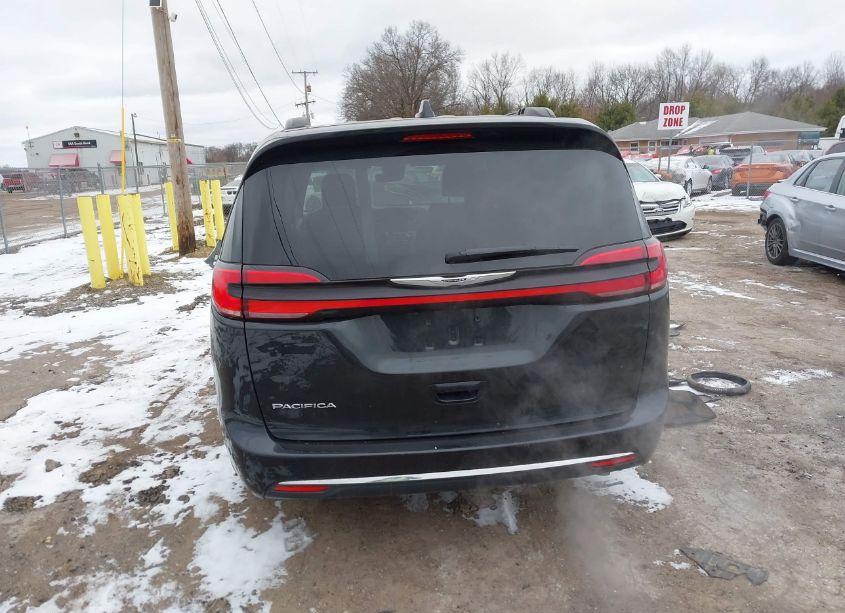 Photo 17 of 2022 Chrysler Pacifica TOURING L (VIN 2C4RC1BG7NR177172)