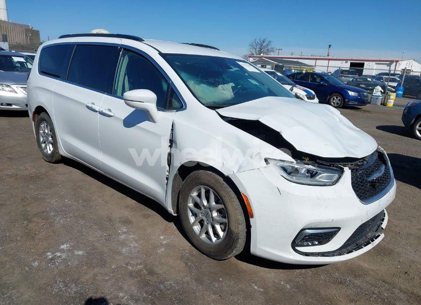 2022 Chrysler Pacifica TOURING L (VIN 2C4RC1BG7NR178063) main photo