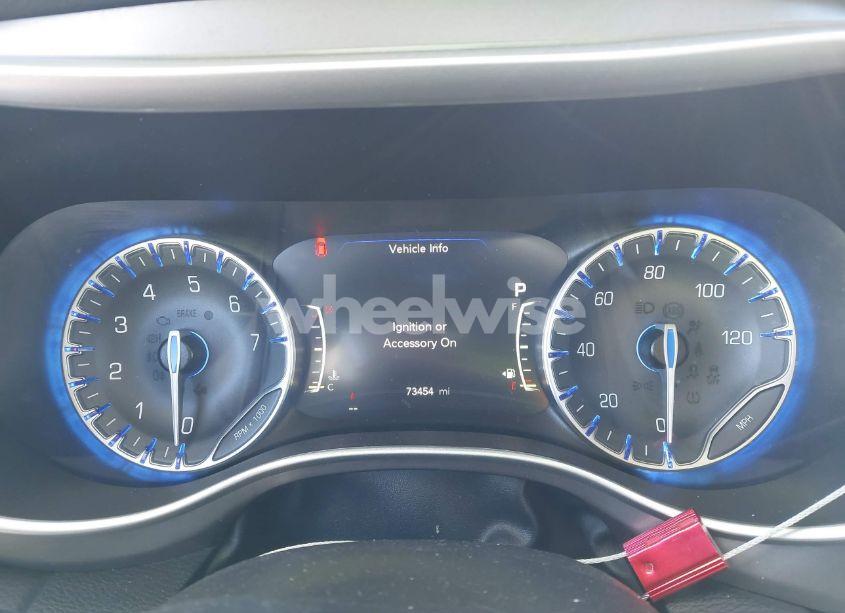 Photo 7 of 2022 Chrysler Pacifica TOURING L (VIN 2C4RC1BG7NR178063)