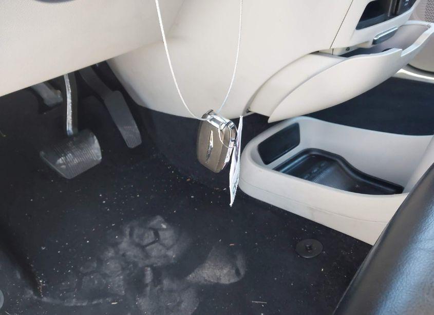 Photo 11 of 2022 Chrysler Pacifica TOURING L (VIN 2C4RC1BG7NR188897)