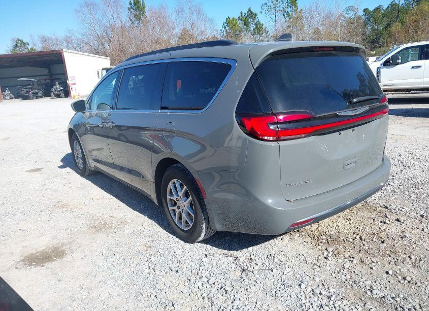 Photo 3 of 2022 Chrysler Pacifica TOURING L (VIN 2C4RC1BG7NR188897)