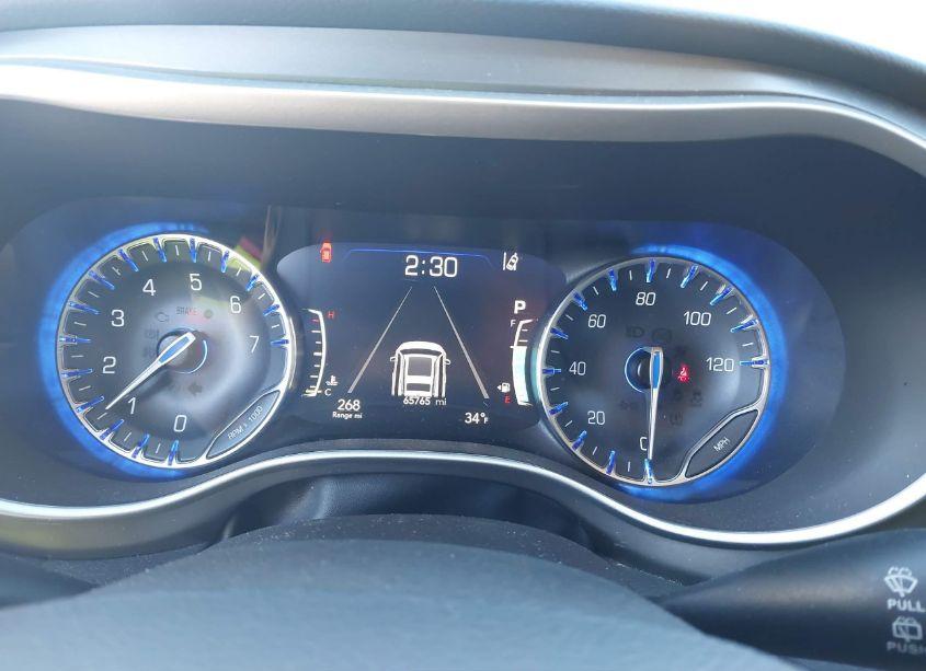 Photo 7 of 2022 Chrysler Pacifica TOURING L (VIN 2C4RC1BG7NR188897)