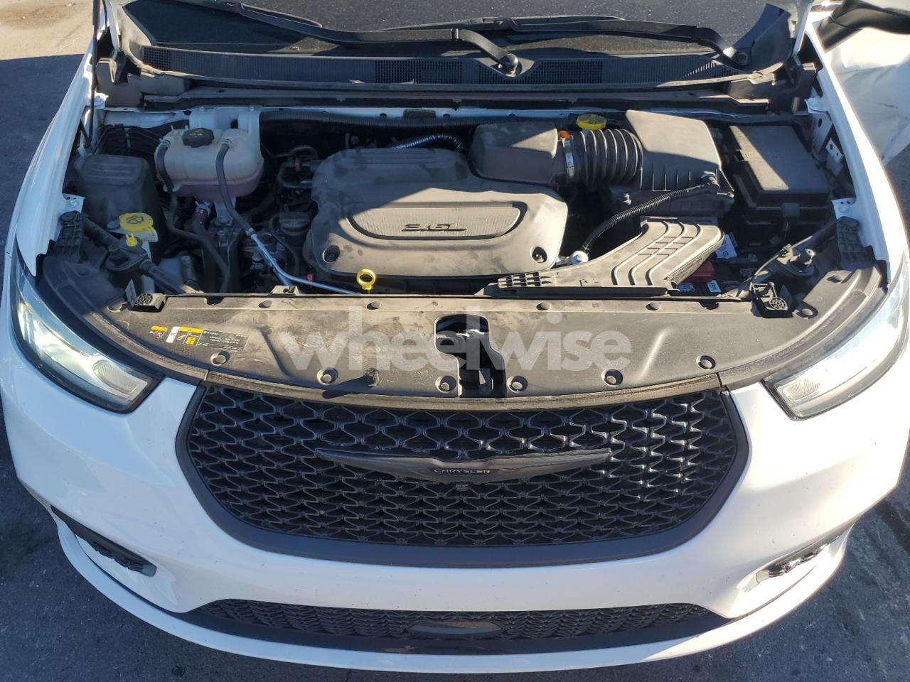Photo 12 of 2023 CHRYSLER PACIFICA TOURING L (VIN 2C4RC1BG7PR603655)