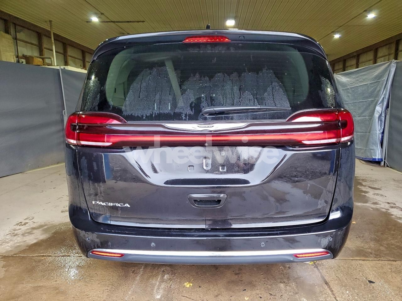 Photo 6 of 2024 CHRYSLER PACIFICA TOURING L (VIN 2C4RC1BG7RR124672)