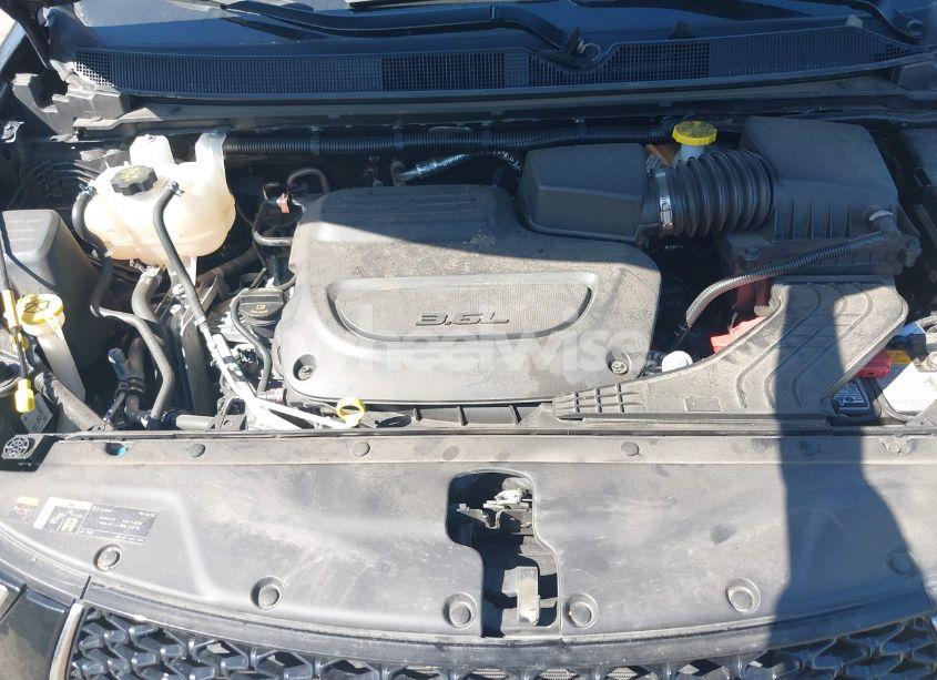 Photo 10 of 2024 Chrysler Pacifica TOURING L (VIN 2C4RC1BG7RR139804)