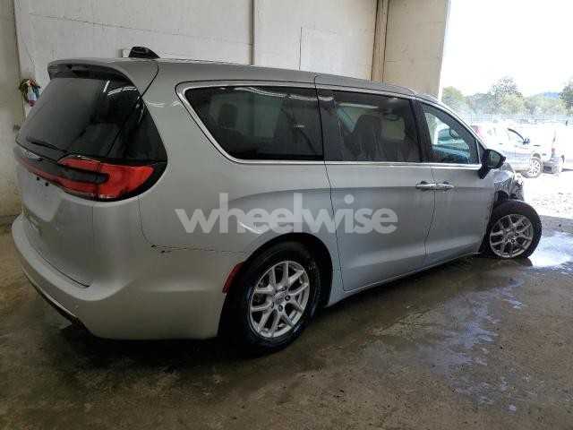 Photo 5 of 2024 CHRYSLER PACIFICA TOURING L (VIN 2C4RC1BG7RR162399)
