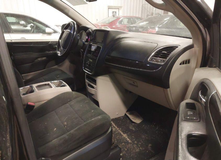 Photo 5 of 2012 Chrysler Town & COUNTRY TOURING (VIN 2C4RC1BG8CR136692)