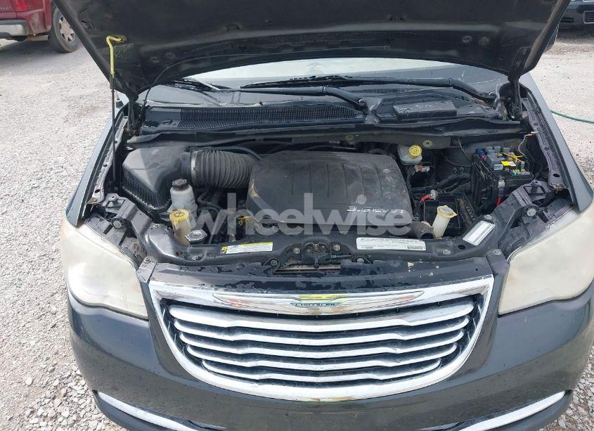 Photo 10 of 2012 Chrysler Town & COUNTRY TOURING (VIN 2C4RC1BG8CR189120)