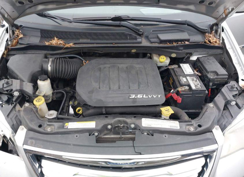 Photo 10 of 2012 Chrysler Town & COUNTRY TOURING (VIN 2C4RC1BG8CR246500)