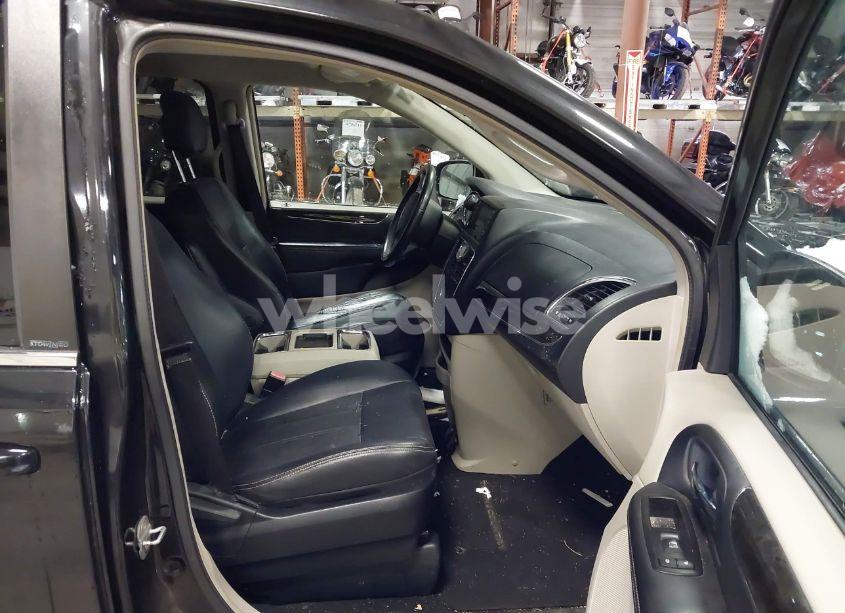 Photo 5 of 2012 Chrysler Town & COUNTRY TOURING (VIN 2C4RC1BG8CR348945)