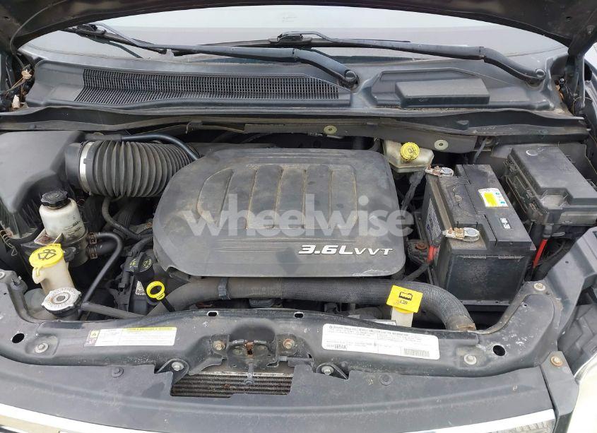 Photo 10 of 2012 Chrysler Town & COUNTRY TOURING (VIN 2C4RC1BG8CR386448)