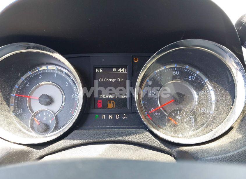 Photo 7 of 2012 Chrysler Town & COUNTRY TOURING (VIN 2C4RC1BG8CR412174)