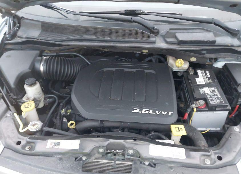 Photo 10 of 2013 Chrysler Town & COUNTRY TOURING (VIN 2C4RC1BG8DR645487)