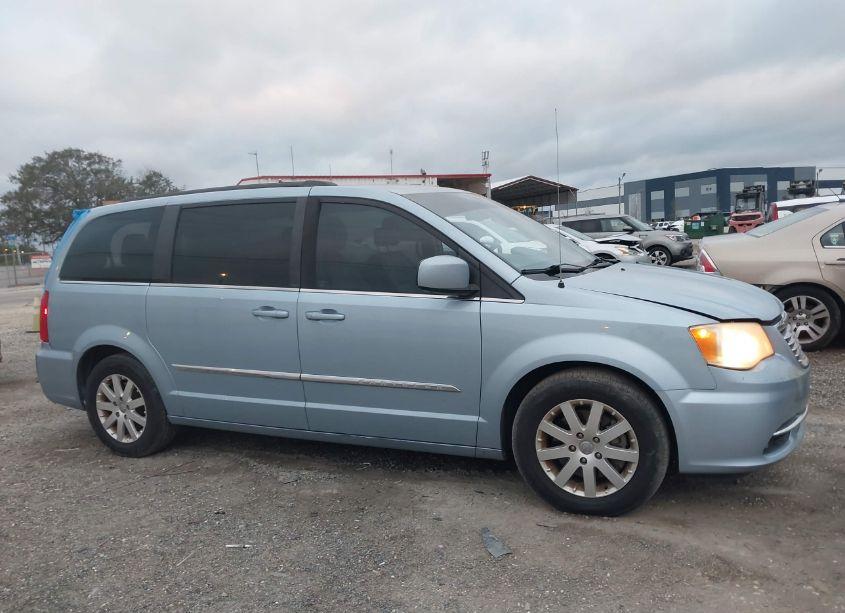 Photo 13 of 2013 Chrysler Town & COUNTRY TOURING (VIN 2C4RC1BG8DR645487)
