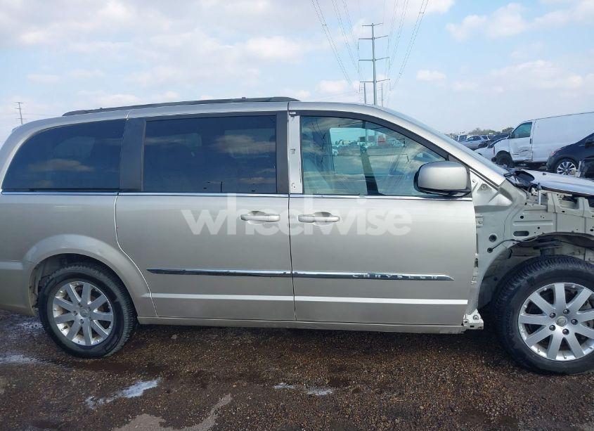 Photo 14 of 2013 Chrysler Town & COUNTRY TOURING (VIN 2C4RC1BG8DR653914)