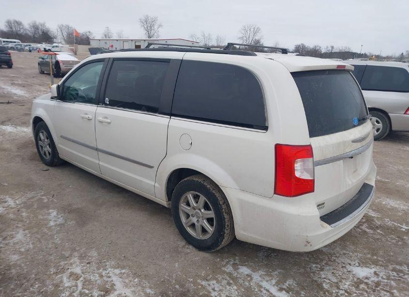 Photo 3 of 2013 Chrysler Town & COUNTRY TOURING (VIN 2C4RC1BG8DR670132)