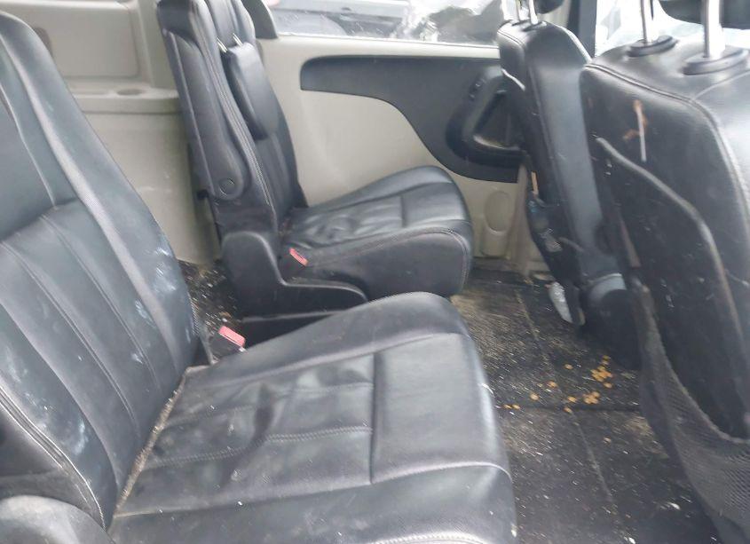 Photo 8 of 2013 Chrysler Town & COUNTRY TOURING (VIN 2C4RC1BG8DR670132)